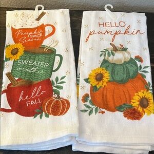 ✨HP✨Fall Themed Kitchen Towels